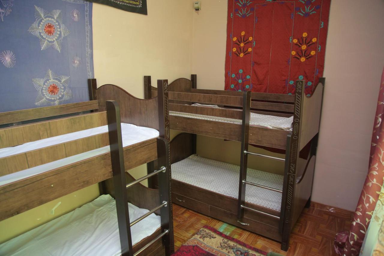 Gulsara Hostel Samarkand Eksteriør bilde